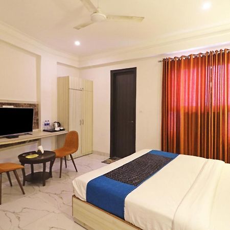 Hotel Almora Near Delhi Airport New Delhi Exterior photo