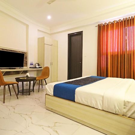 Hotel Almora Near Delhi Airport New Delhi Exterior photo