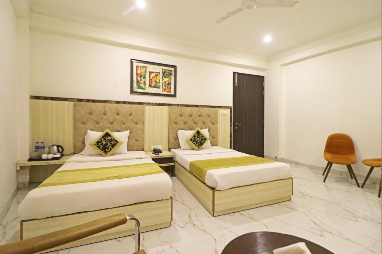 Hotel Almora Near Delhi Airport New Delhi Exterior photo