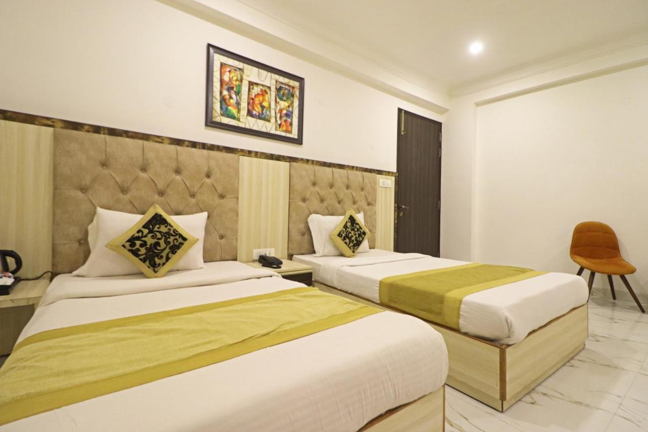 Hotel Almora Near Delhi Airport New Delhi Exterior photo