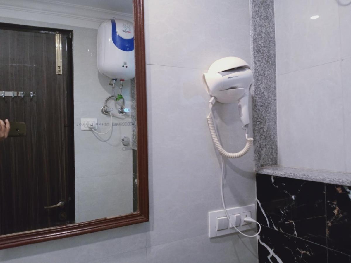 Hotel Almora Near Delhi Airport New Delhi Exterior photo