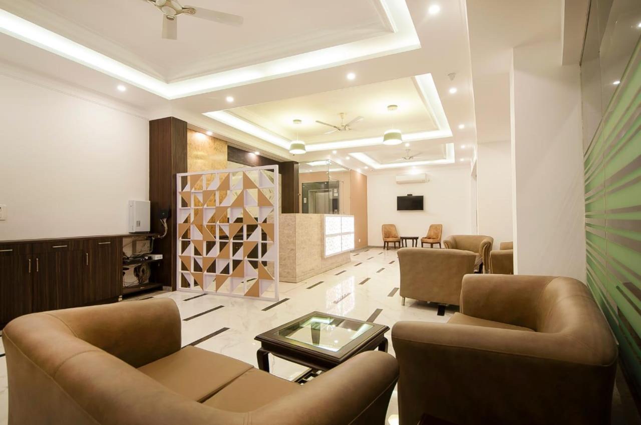 Hotel Almora Near Delhi Airport New Delhi Exterior photo