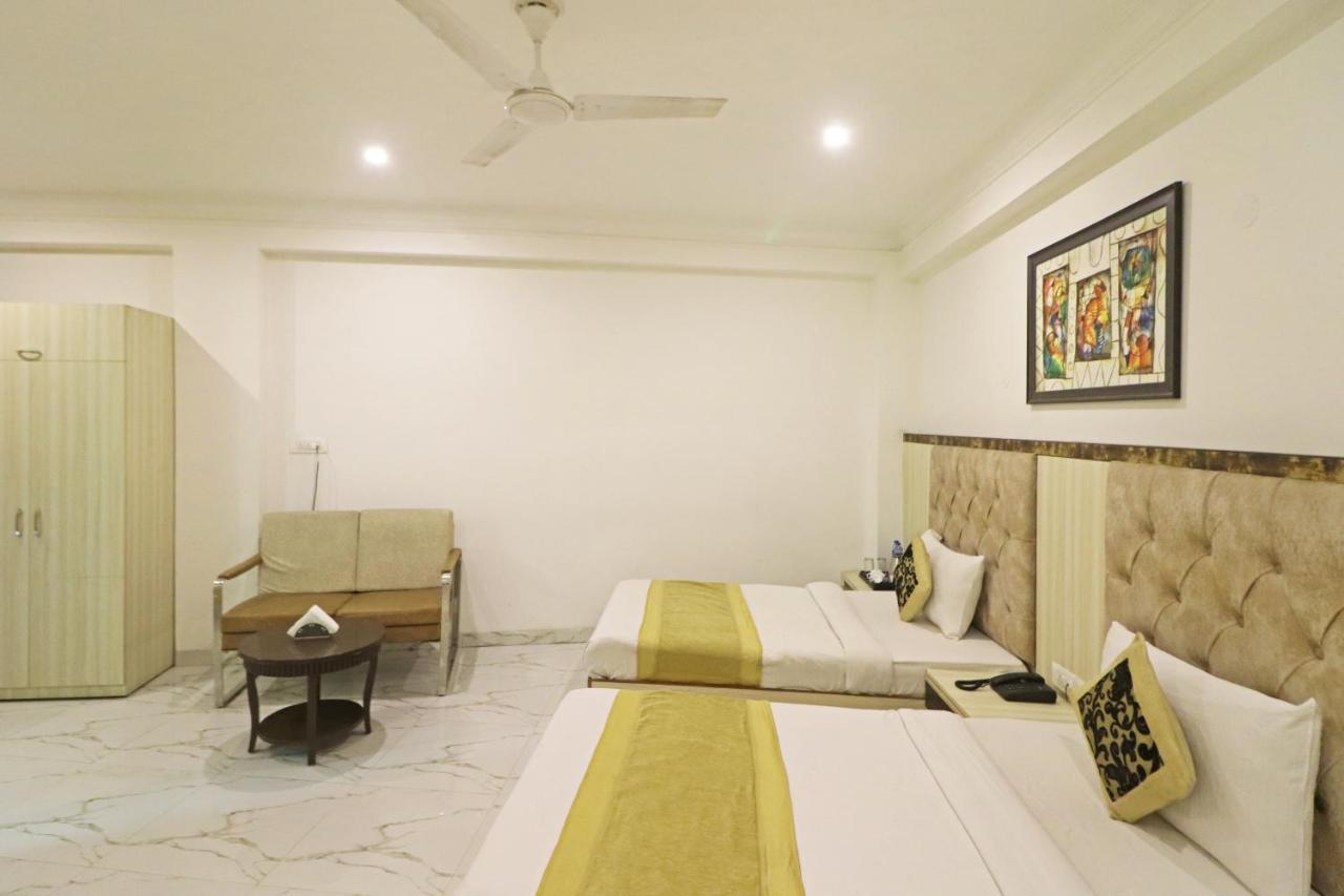 Hotel Almora Near Delhi Airport New Delhi Exterior photo
